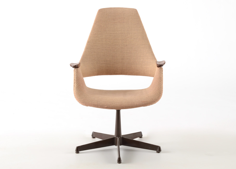 furniture office on the market