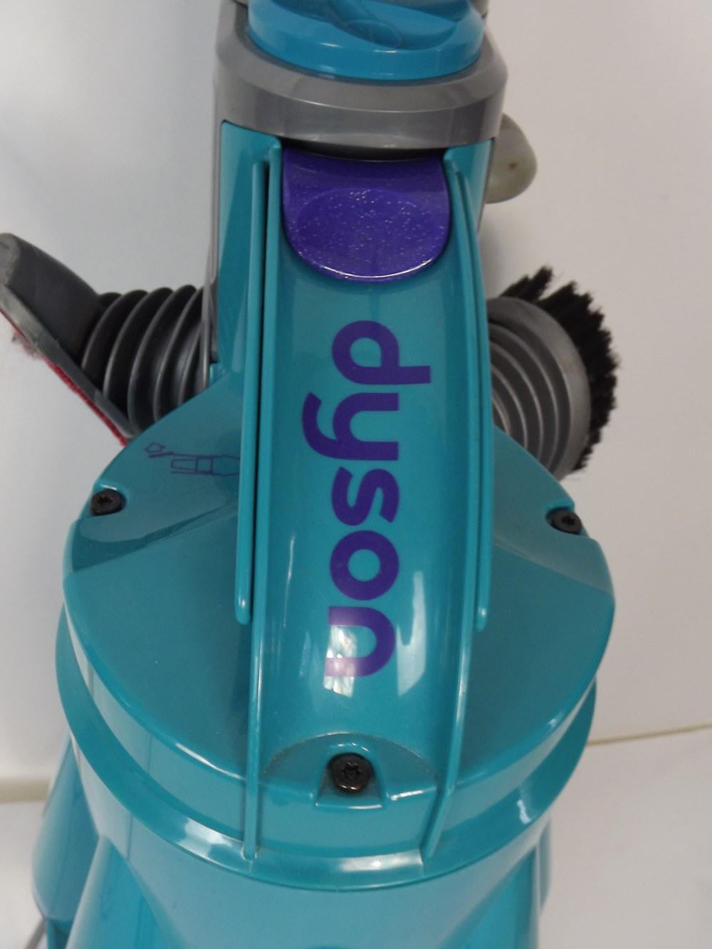 Dyson DC07 Root Cyclone Vacuum EBTH