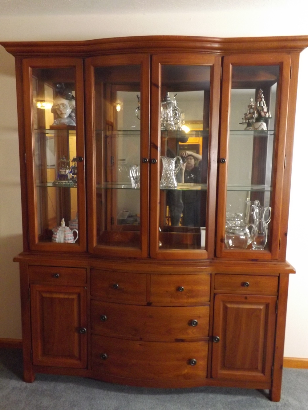 Broyhill Continental Tapestry EBTH