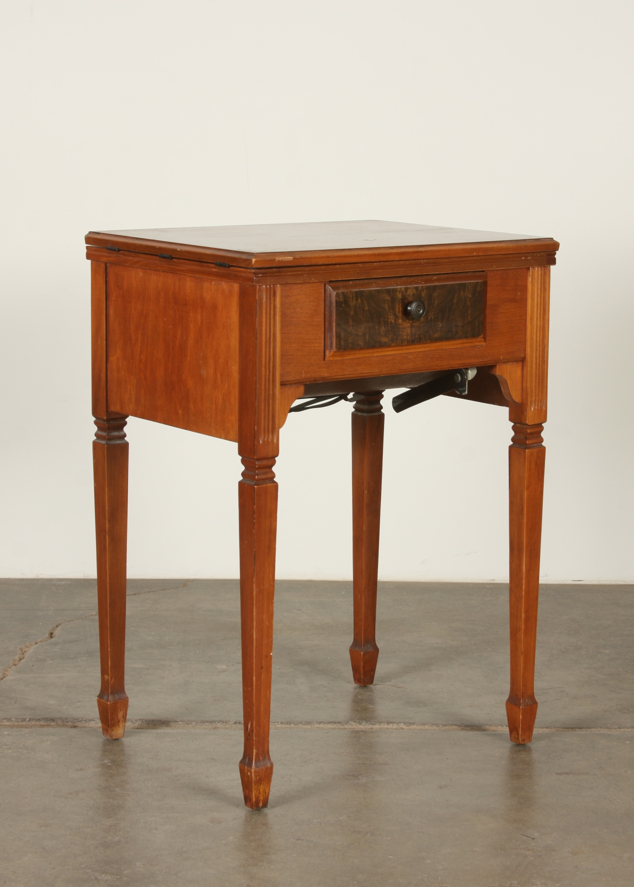 Necchi BF Nova Sewing Machine in Stand, Circa 1952 EBTH