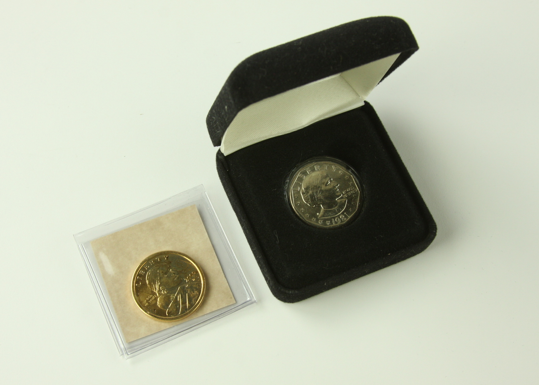 1981 Susan B Anthony Dollar And 2000 D Sacagawea Golden Dollar Ebth