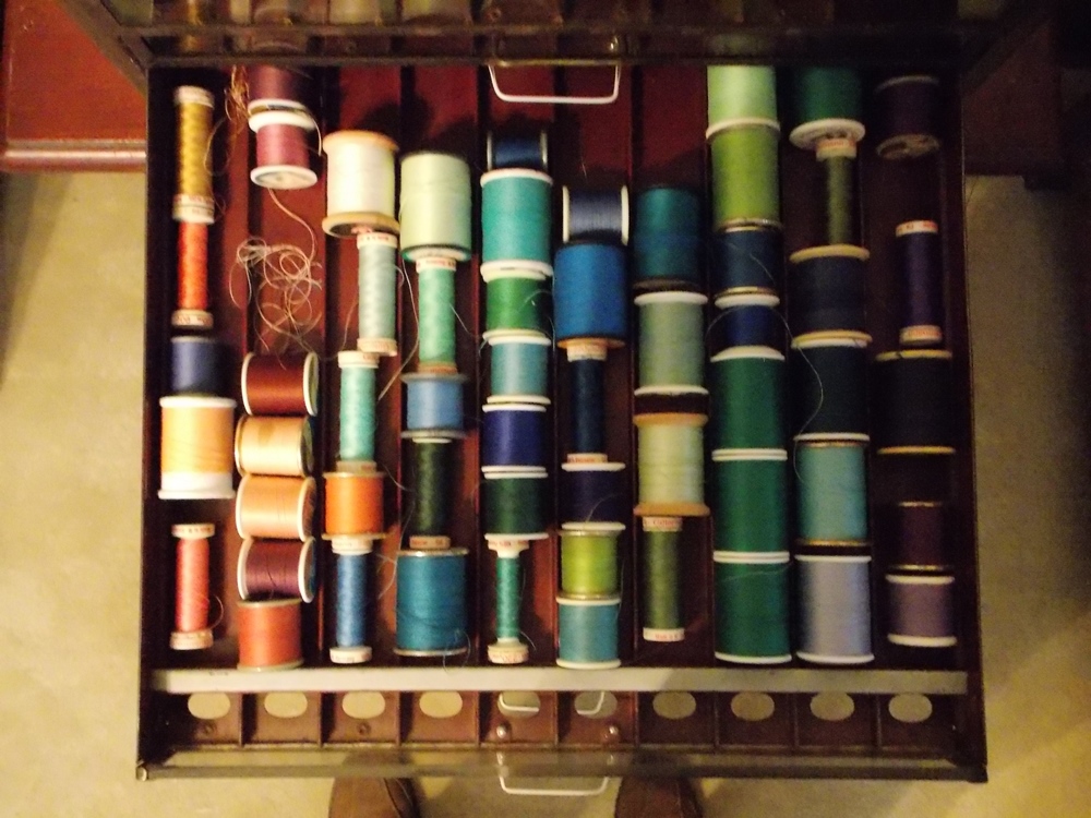 Antique Sewing Thread Box EBTH