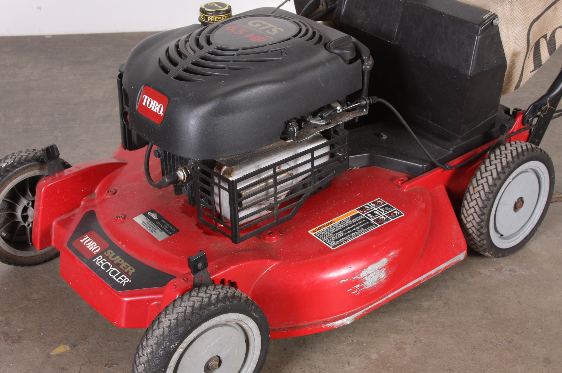 Toro Super Recycler 6.5 HP, SelfPropelled Lawn Mower EBTH