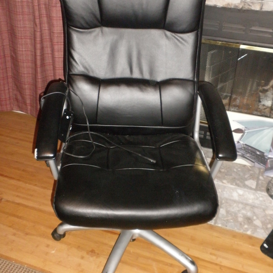 Black Desk Chair With Stress Master Massage Remote