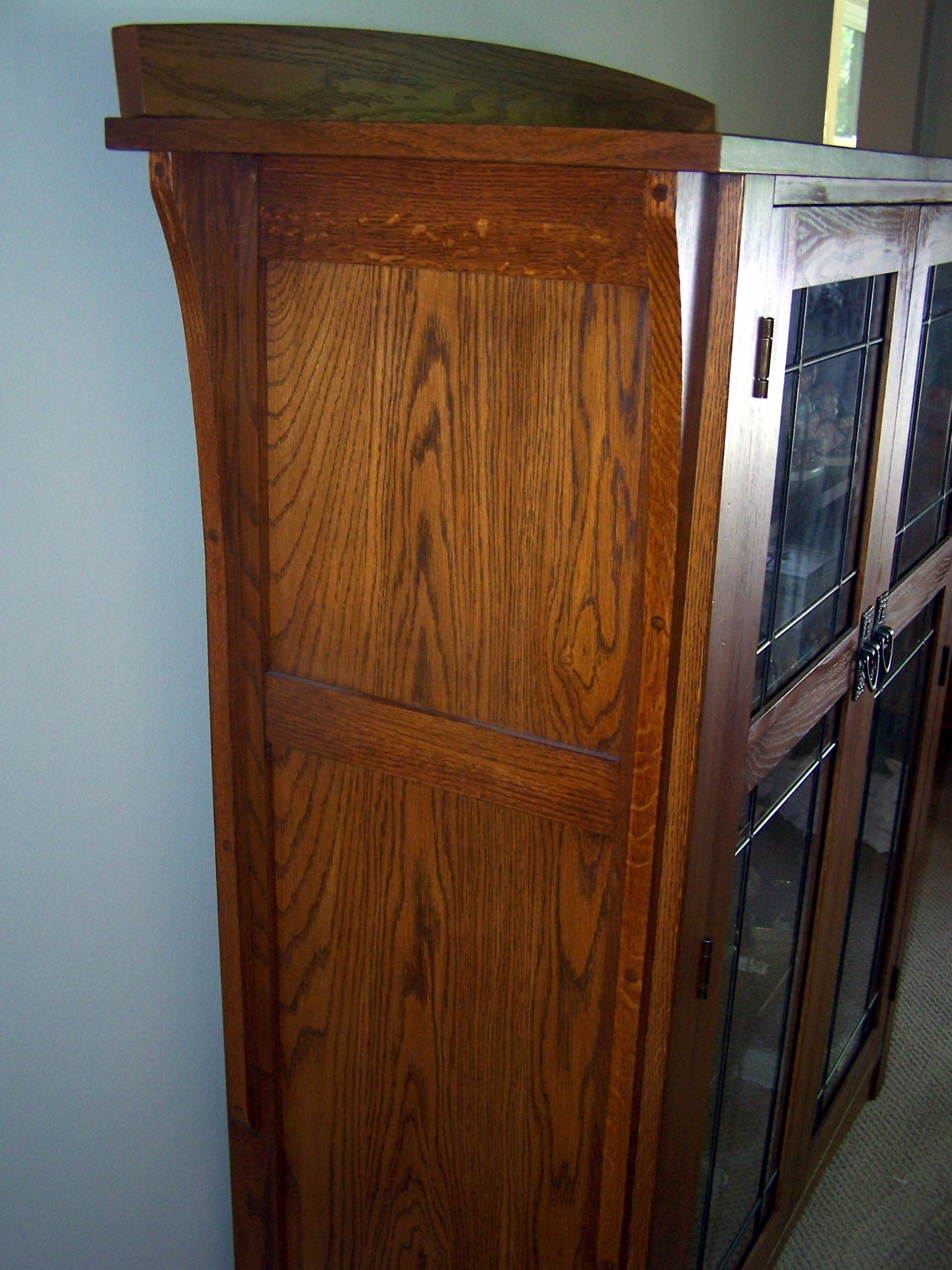 Thomasville Mission Style Glass Front EBTH