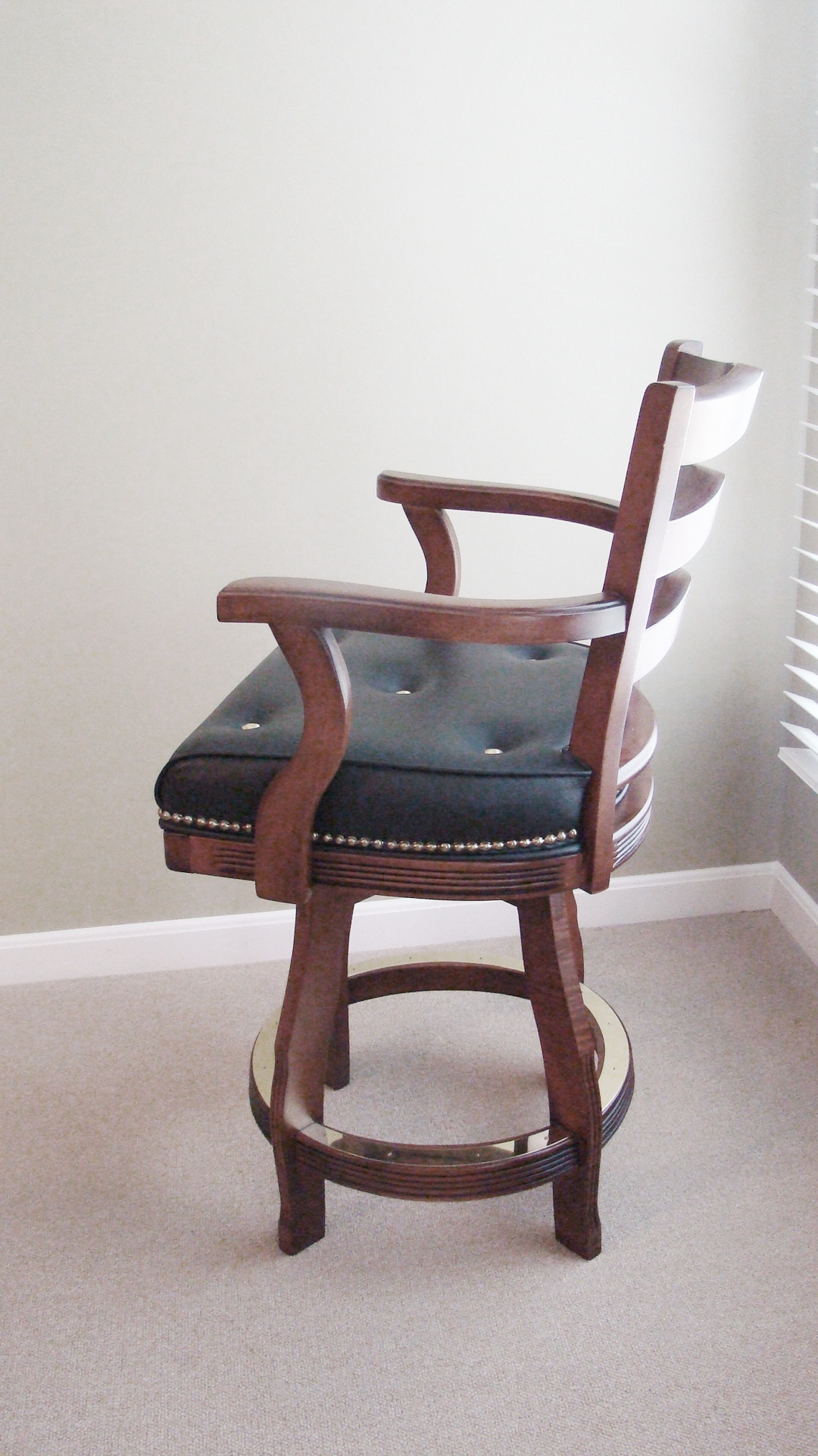 Beach Manufacturing bar stool EBTH