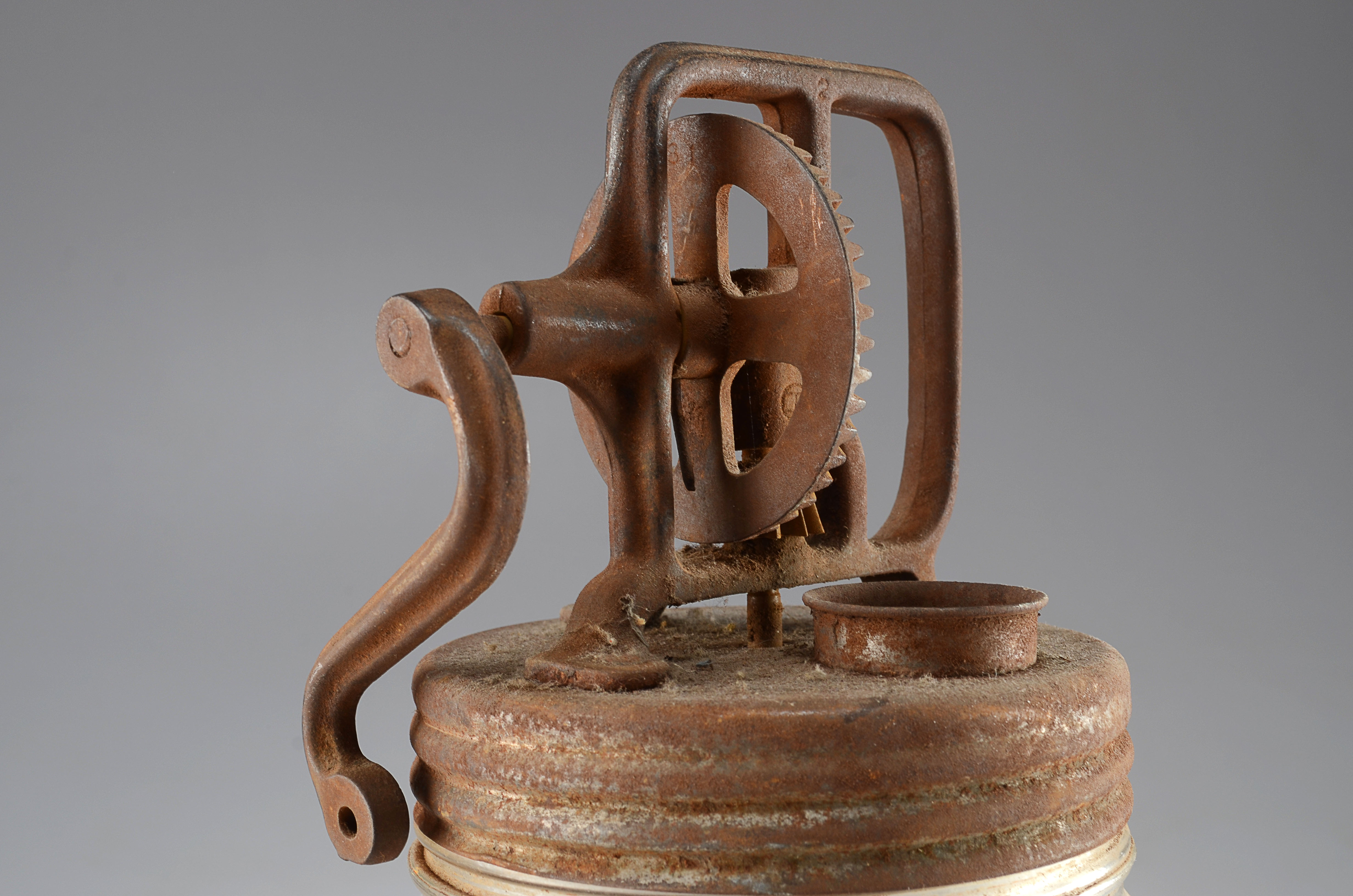 Antique 4 Quart Butter Churn with Metal Paddles EBTH