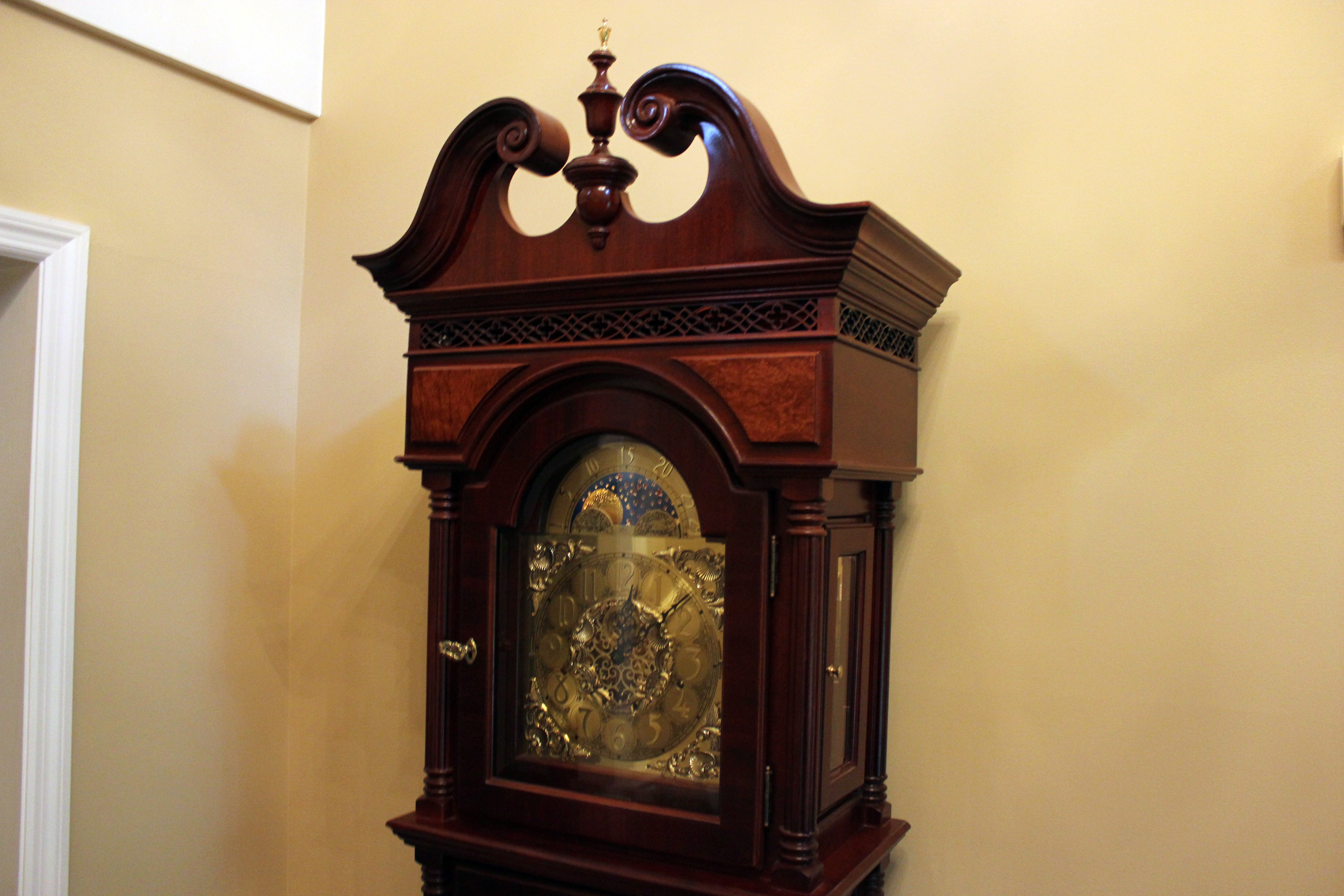 Ridgeway Waterford Mahogany Grandfather Clock EBTH