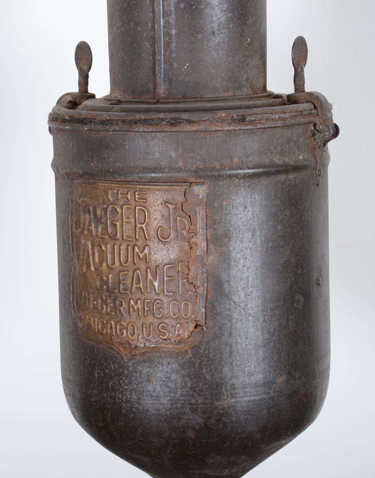 Early Vacuum Cleaner. The Jaeger Jr. Vacuum Cleaner, Chicago, C 1900