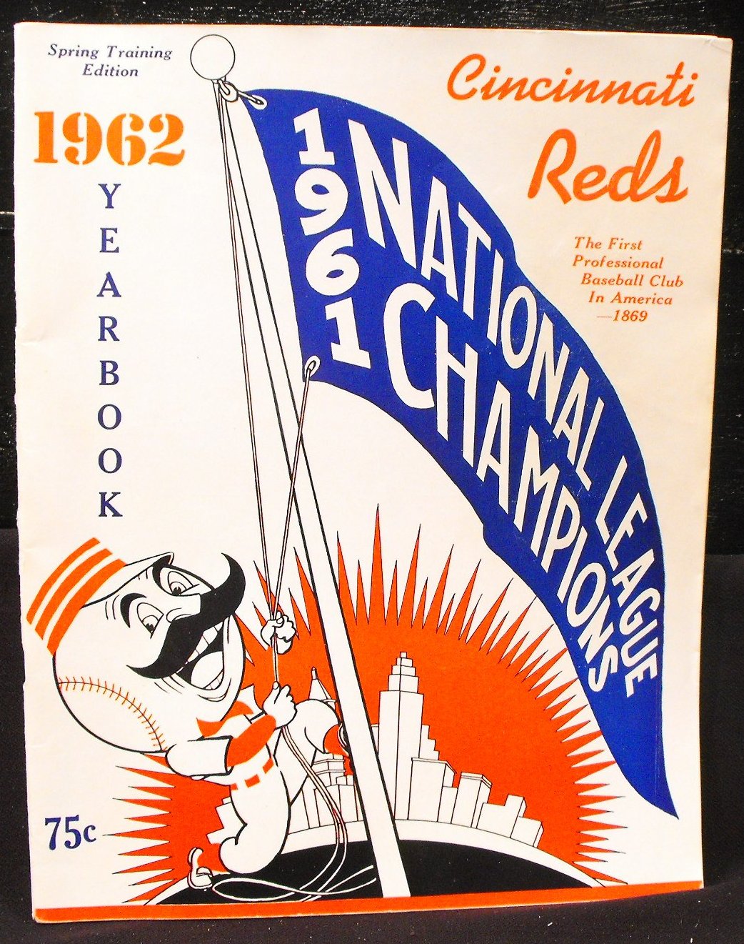1962 Cincinnati Reds Yearbook & 1962 Official Score Card EBTH