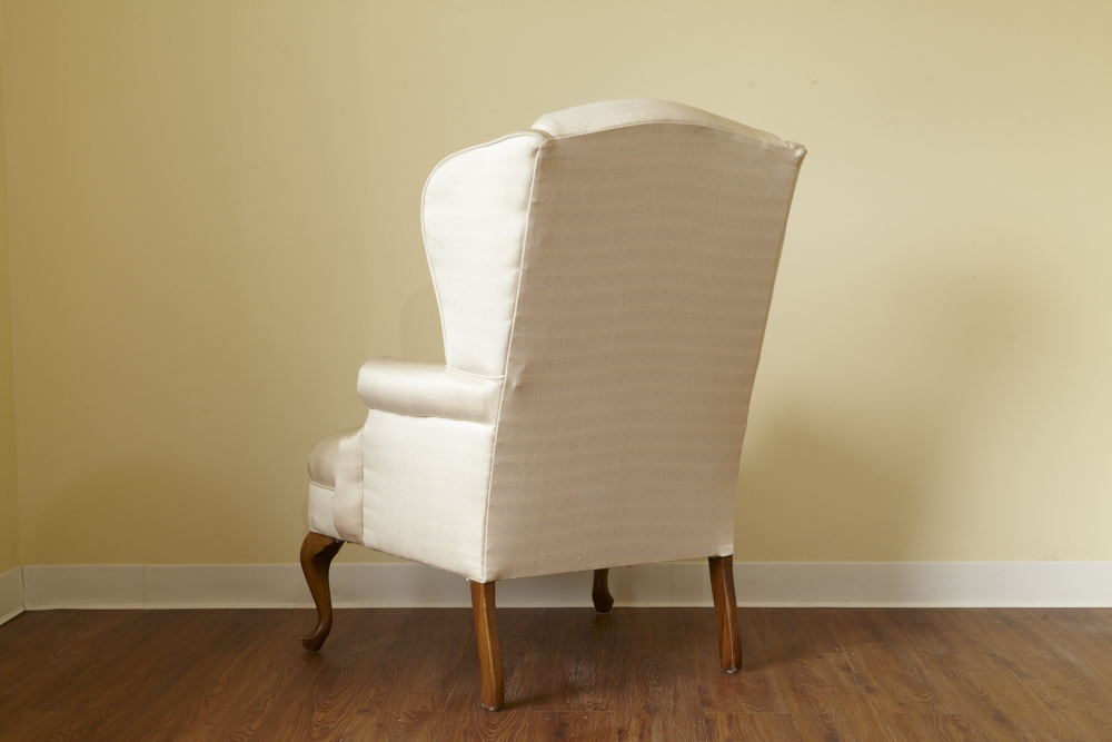 Traditional upholstered Queen Anne style chairs EBTH