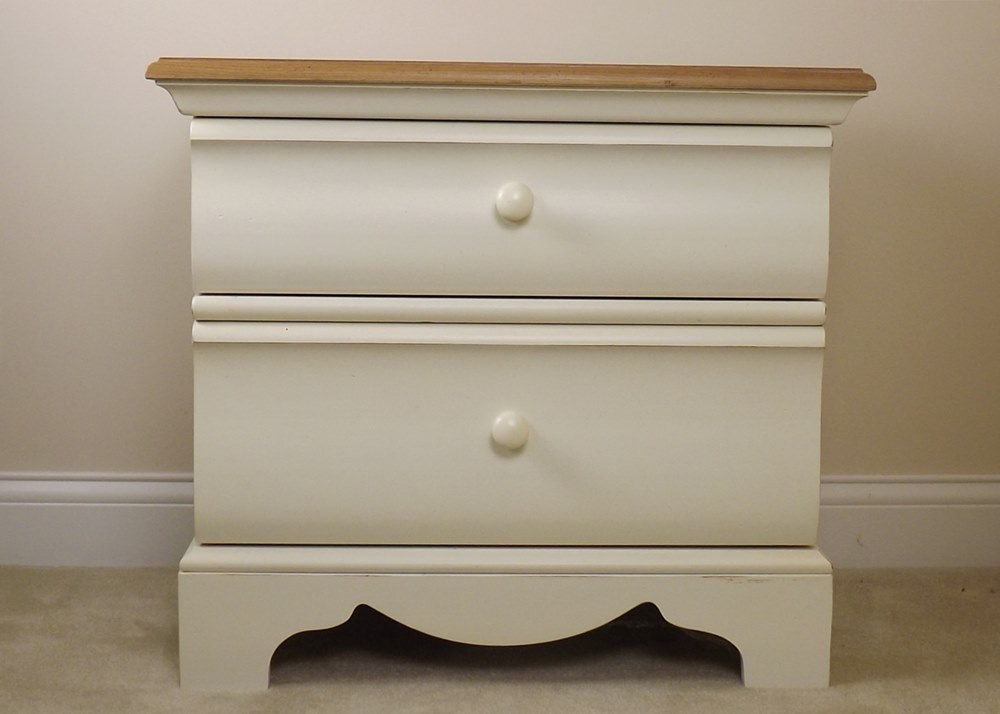 Thomasville Nightstand EBTH