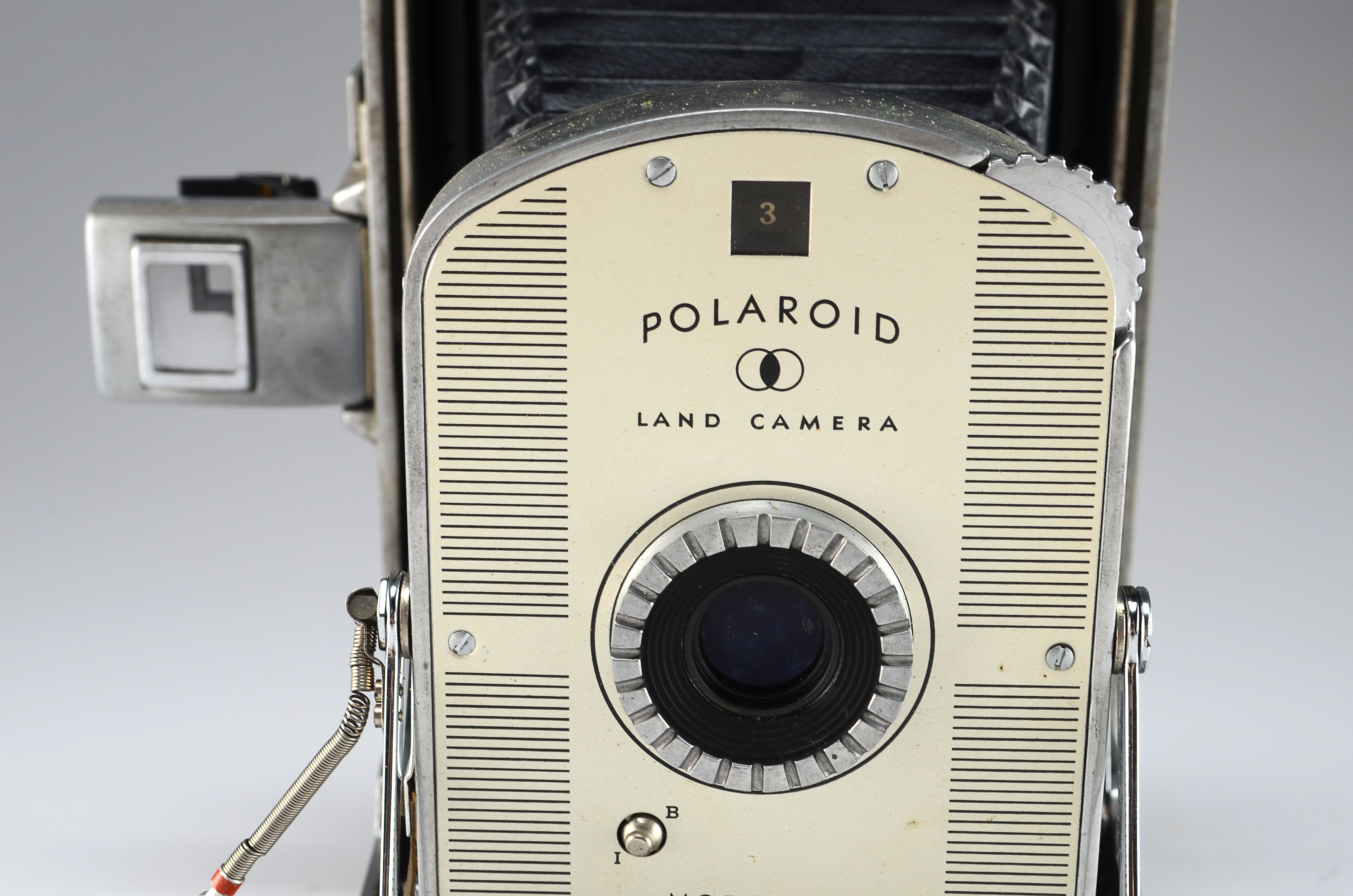 Polaroid Land Camera Model 95 With original box. EBTH