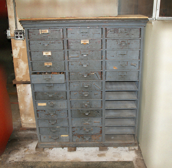 Wooden Chest of Drawers & Cleanout EBTH