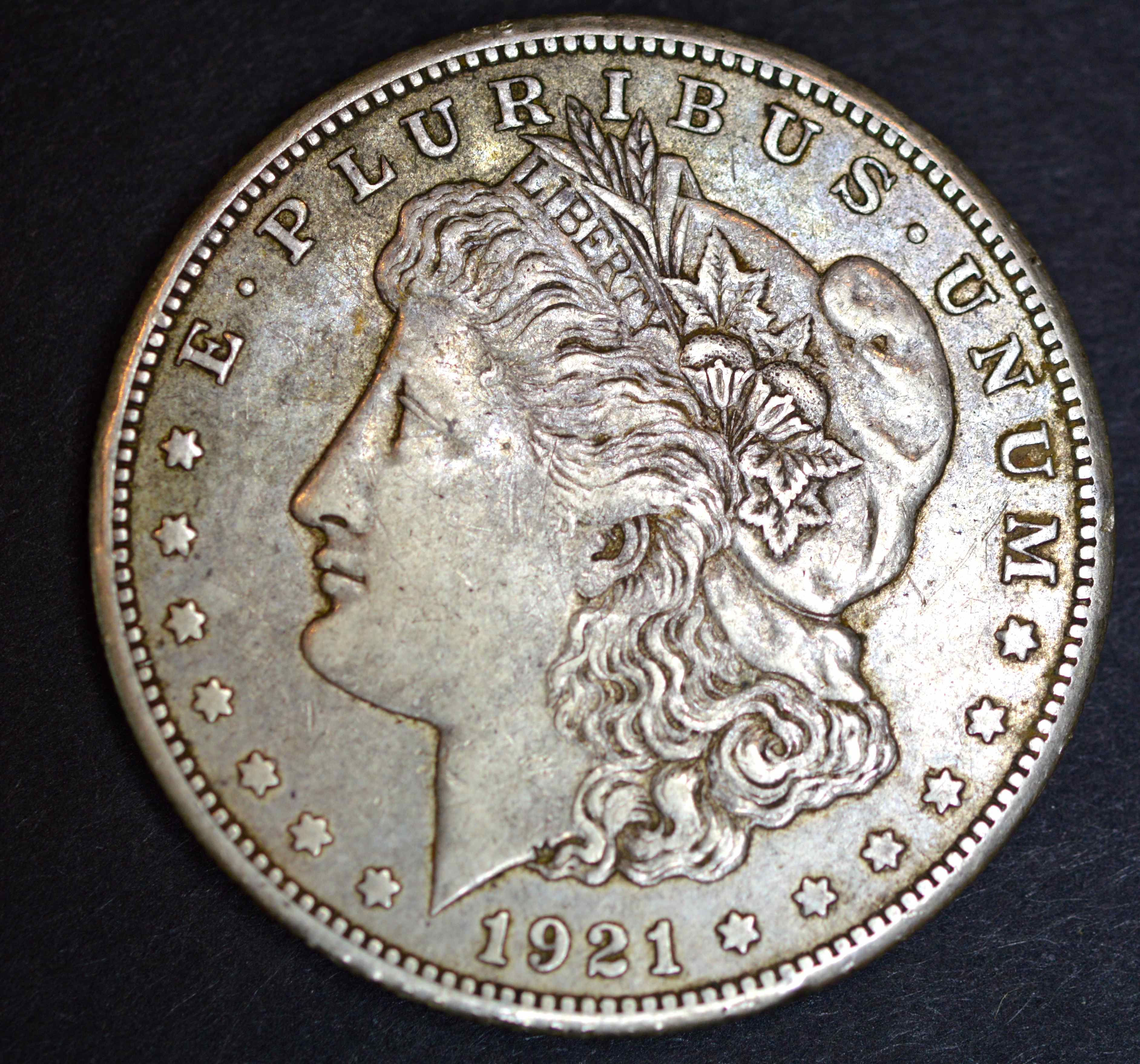 Collectible Silver "Peace" & Dollars EBTH