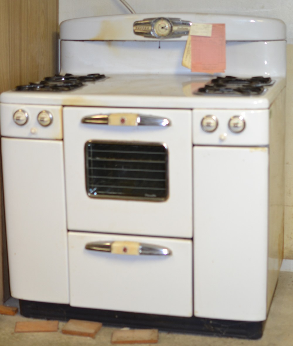 Vintage Tappan 1950's Gas Stove With Original Receipt & Manual EBTH