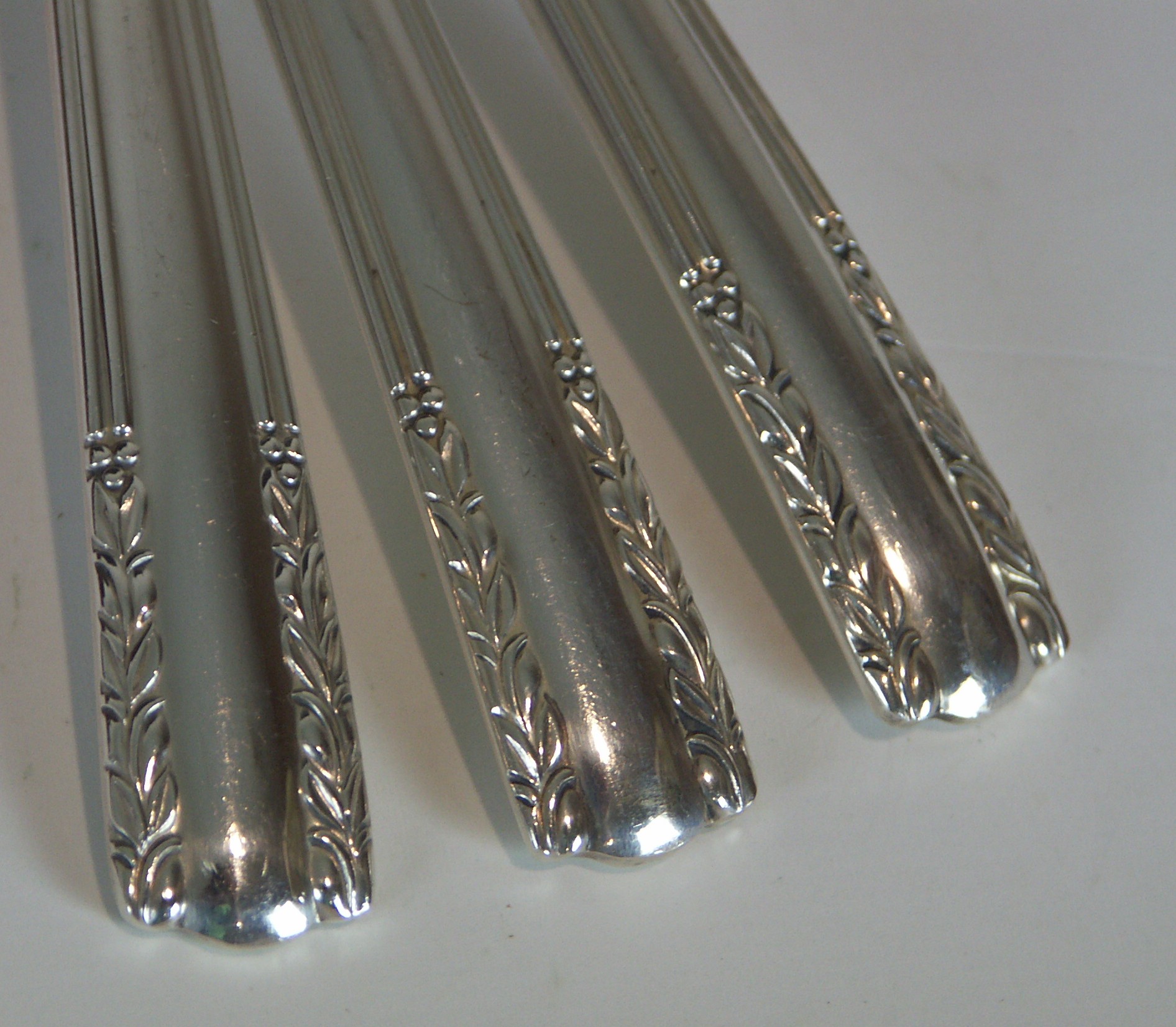 Alvin "Chapel Bells" Sterling Silver Flatware and Storage Box EBTH