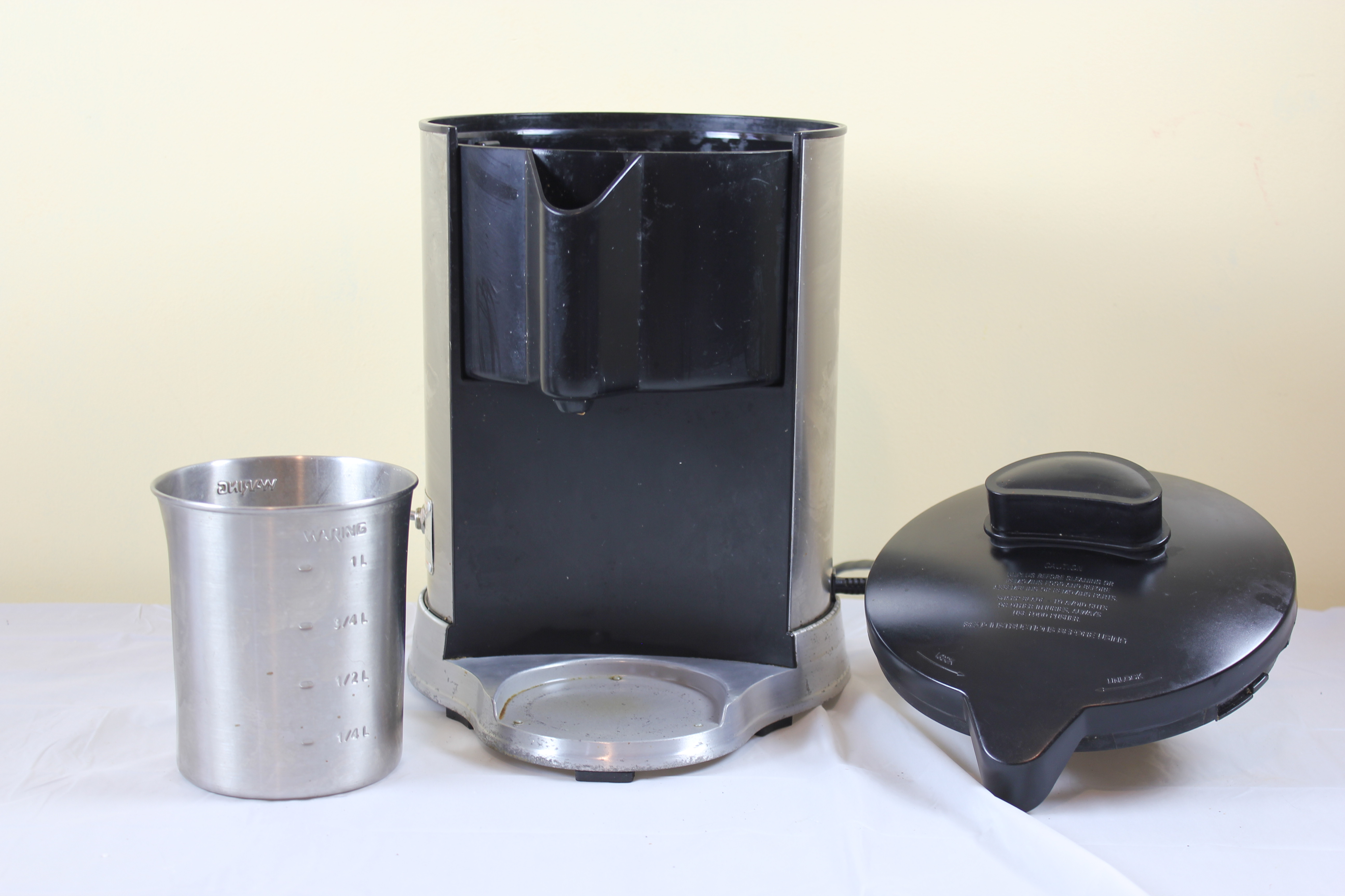 Waring Pro Health Juice Extractor EBTH