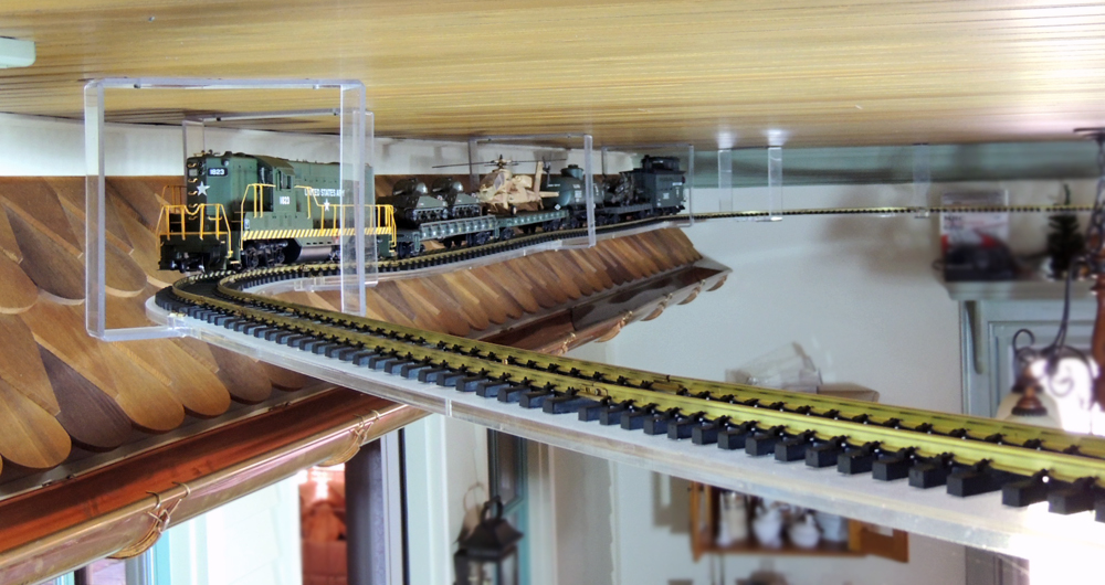 g scale suspended track