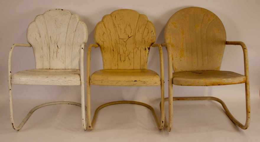 3 Vintage Shell Back Metal Lawn Chairs : EBTH