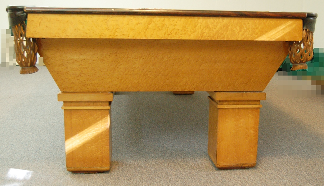 BrunswickBalkeCollender "Monarch Cushions" Pool Table EBTH