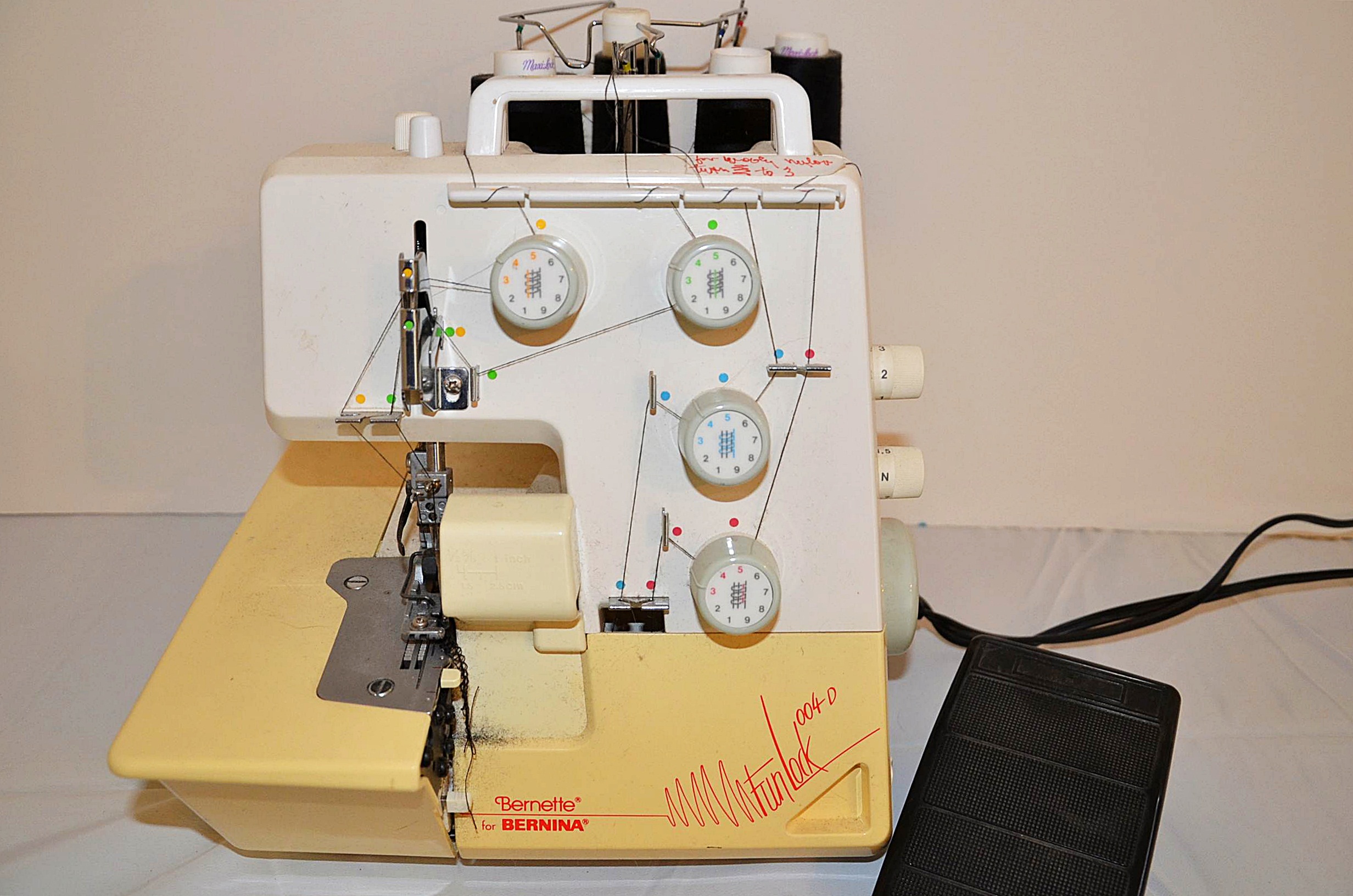 Bernina Funlock 004D Serger Machine EBTH