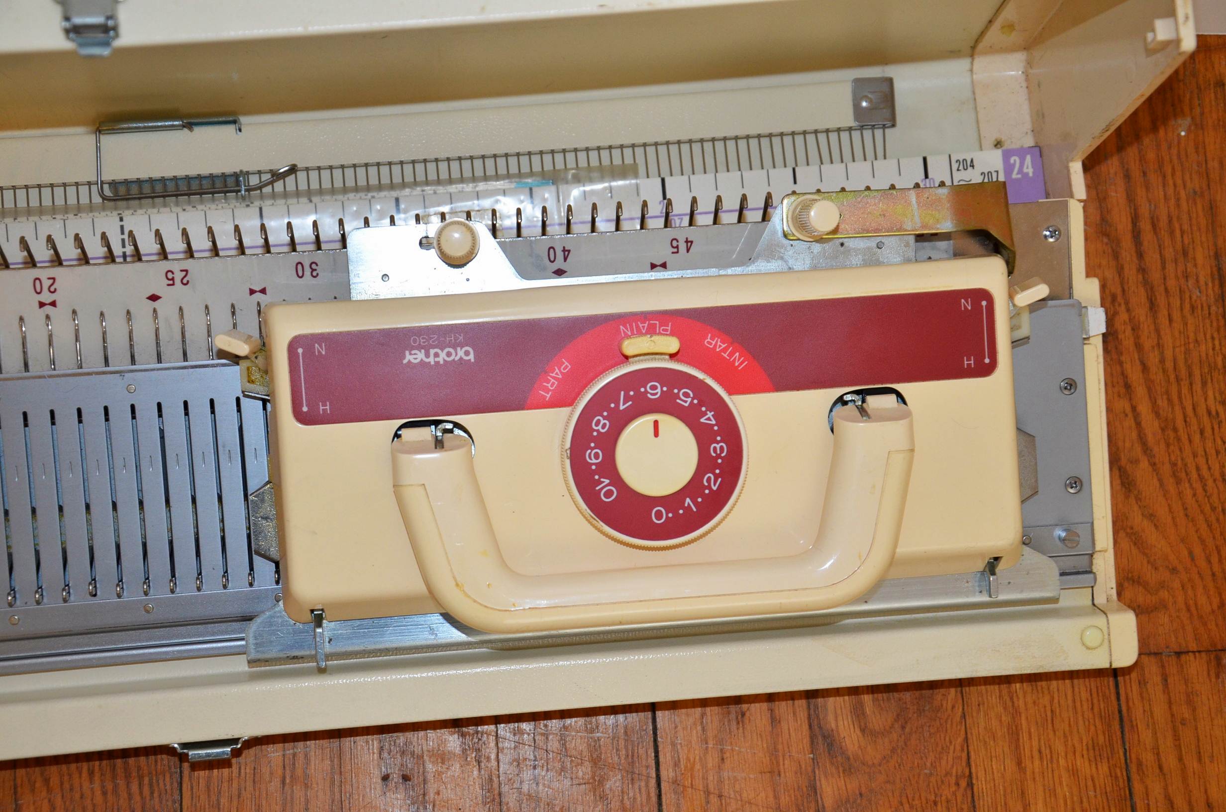 Brother KH230 Knitting Machine EBTH