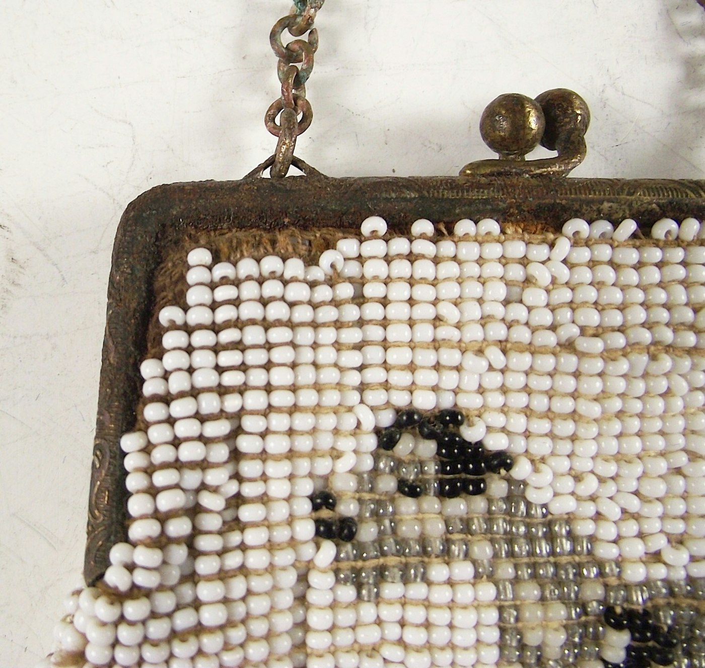 Vintage Beaded Coin Purse with Dog EBTH