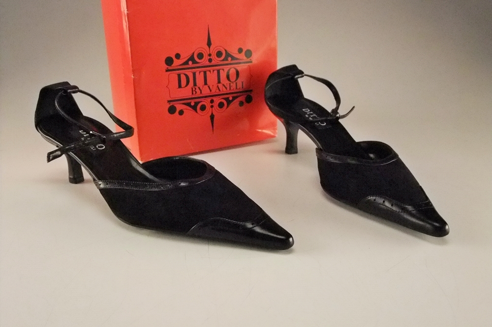 ditto shoes by vaneli