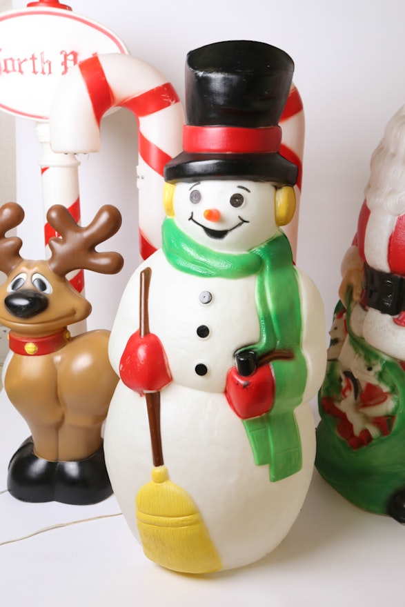 6 Christmas Outdoor Blow Molds  EBTH