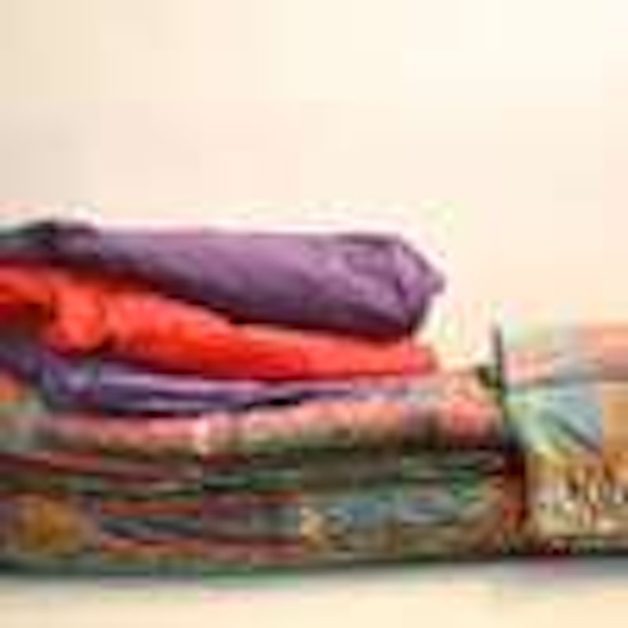 Collier Campbell Twin Bedding Set In Colorful Pattern
