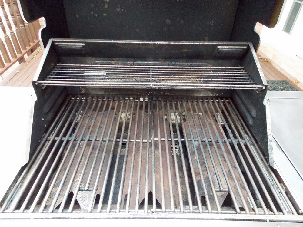 JennAir Propane Gas Grill (Model 7200336) with a Sports Enthusiast's