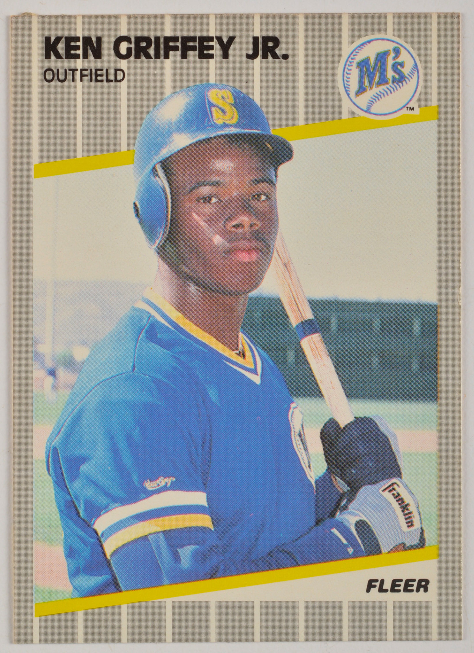  24 Ken Griffey Jr Rookie Baseball Cards EBTH