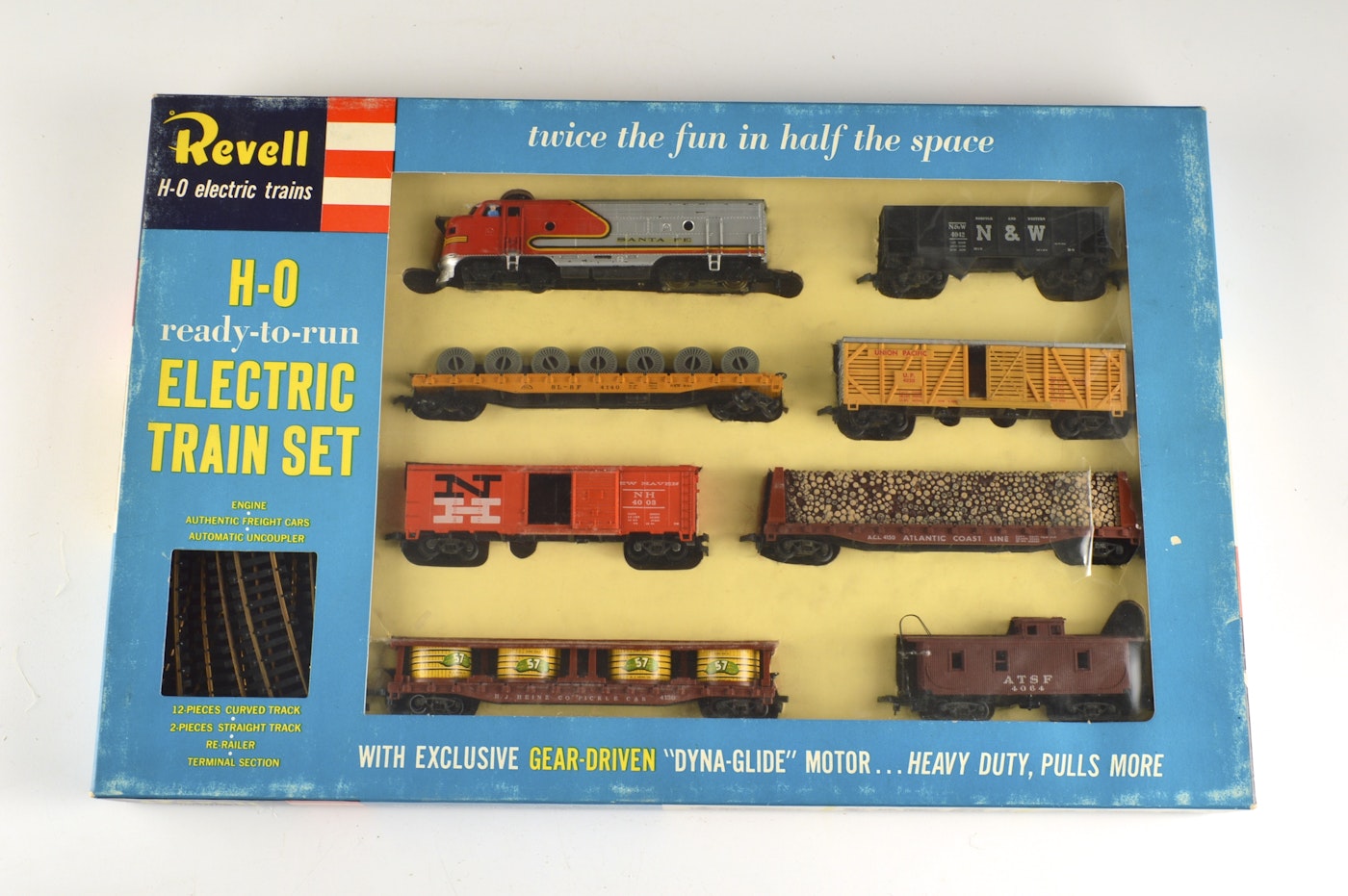 Vintage Revell HO Gauge Train Set : EBTH Vintage Revell HO Gauge Train Set : EBTH