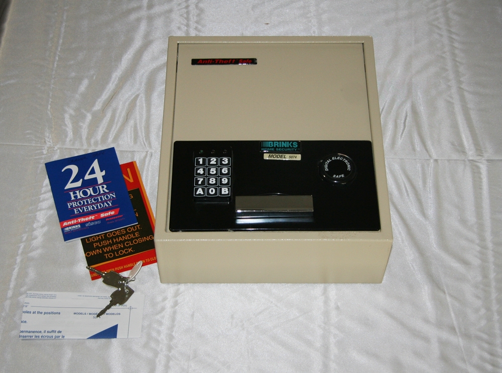 Brinks Home Security Safe Model 5074 Manual