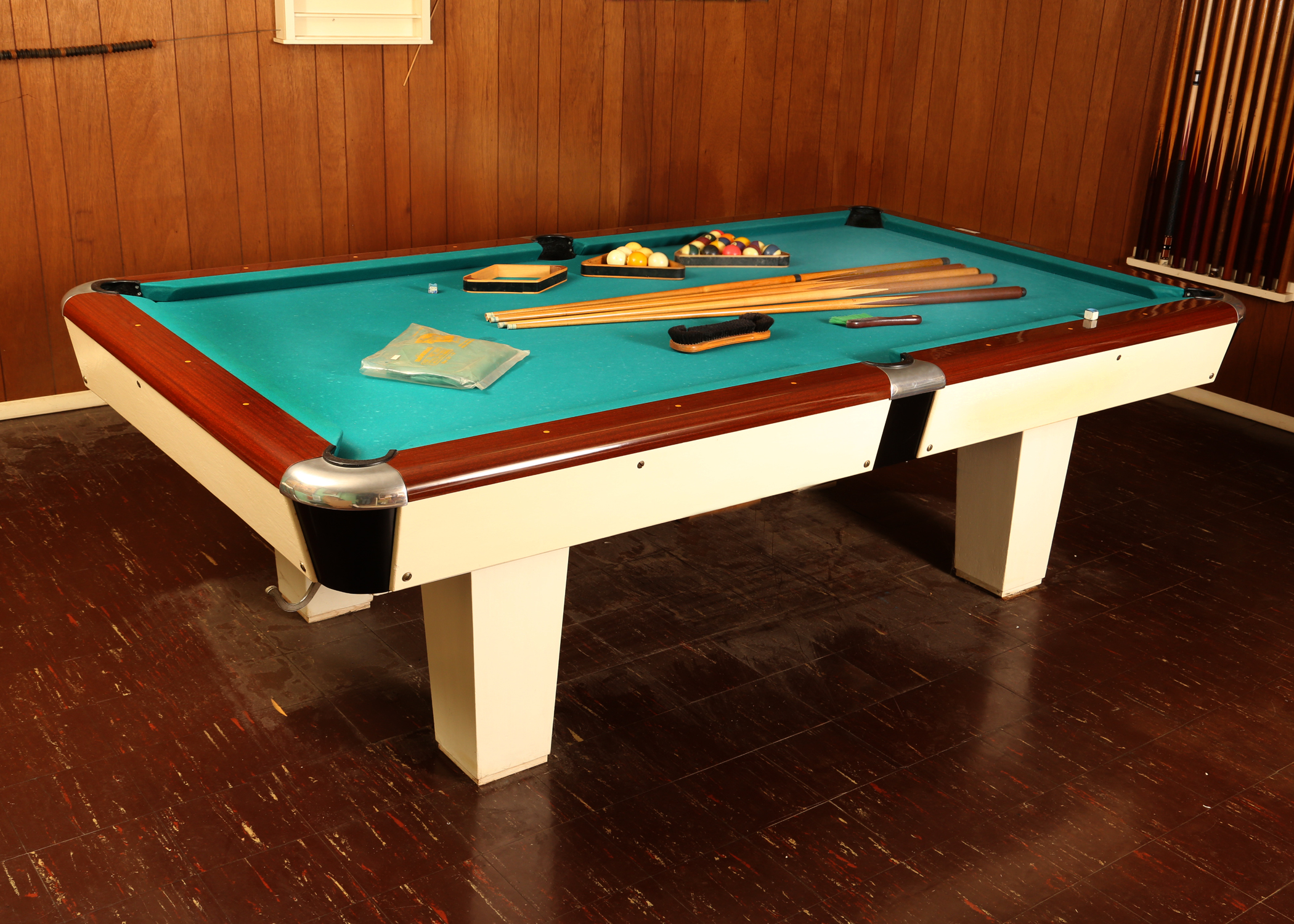National Billiard Mfg. Co. Billiard Table EBTH
