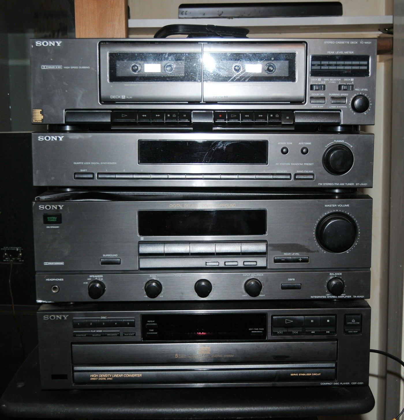 Sony Component Stereo System Includes CD Player, Turntable, Speakers