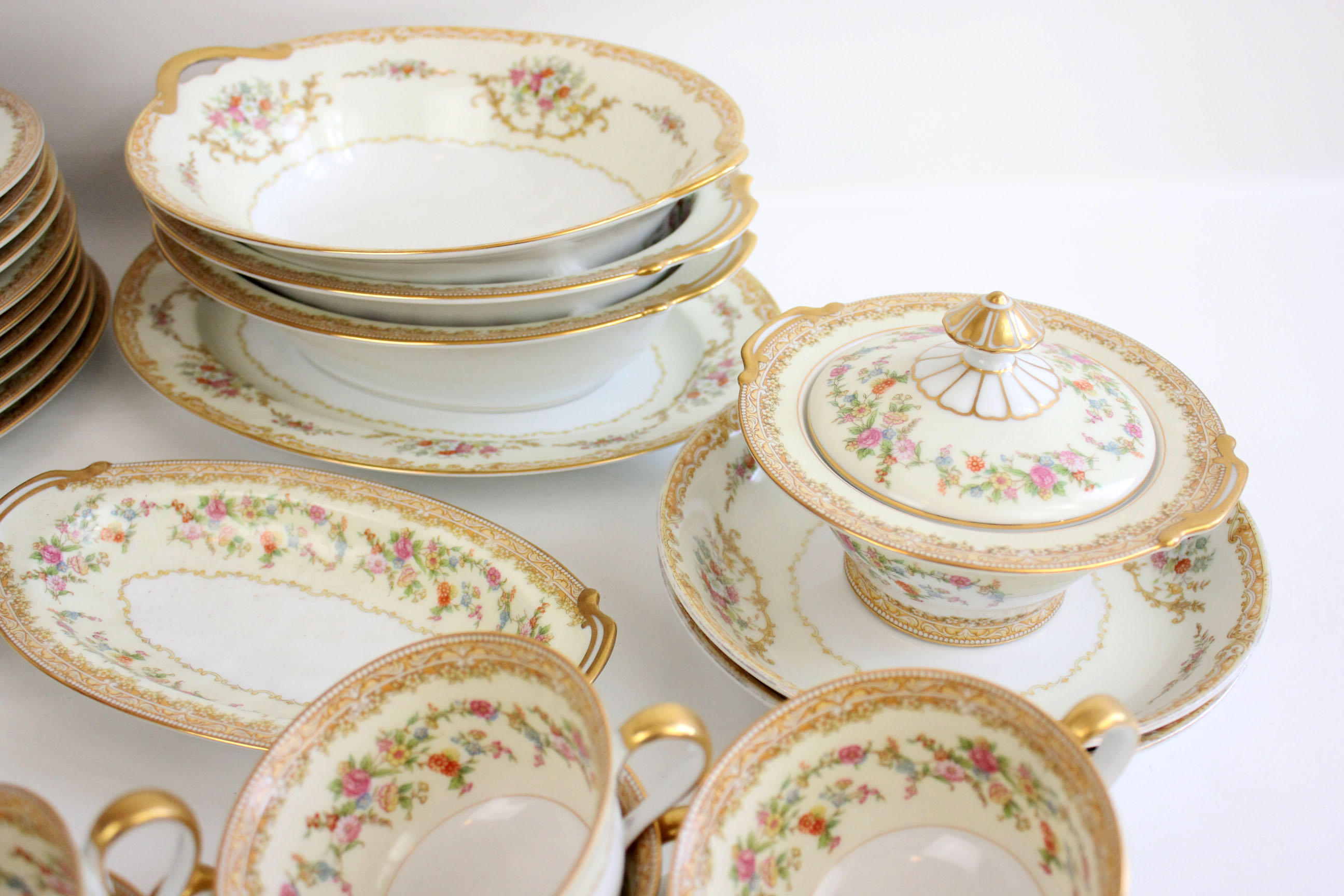 1930s Noritake China Set "Medean" Pattern EBTH