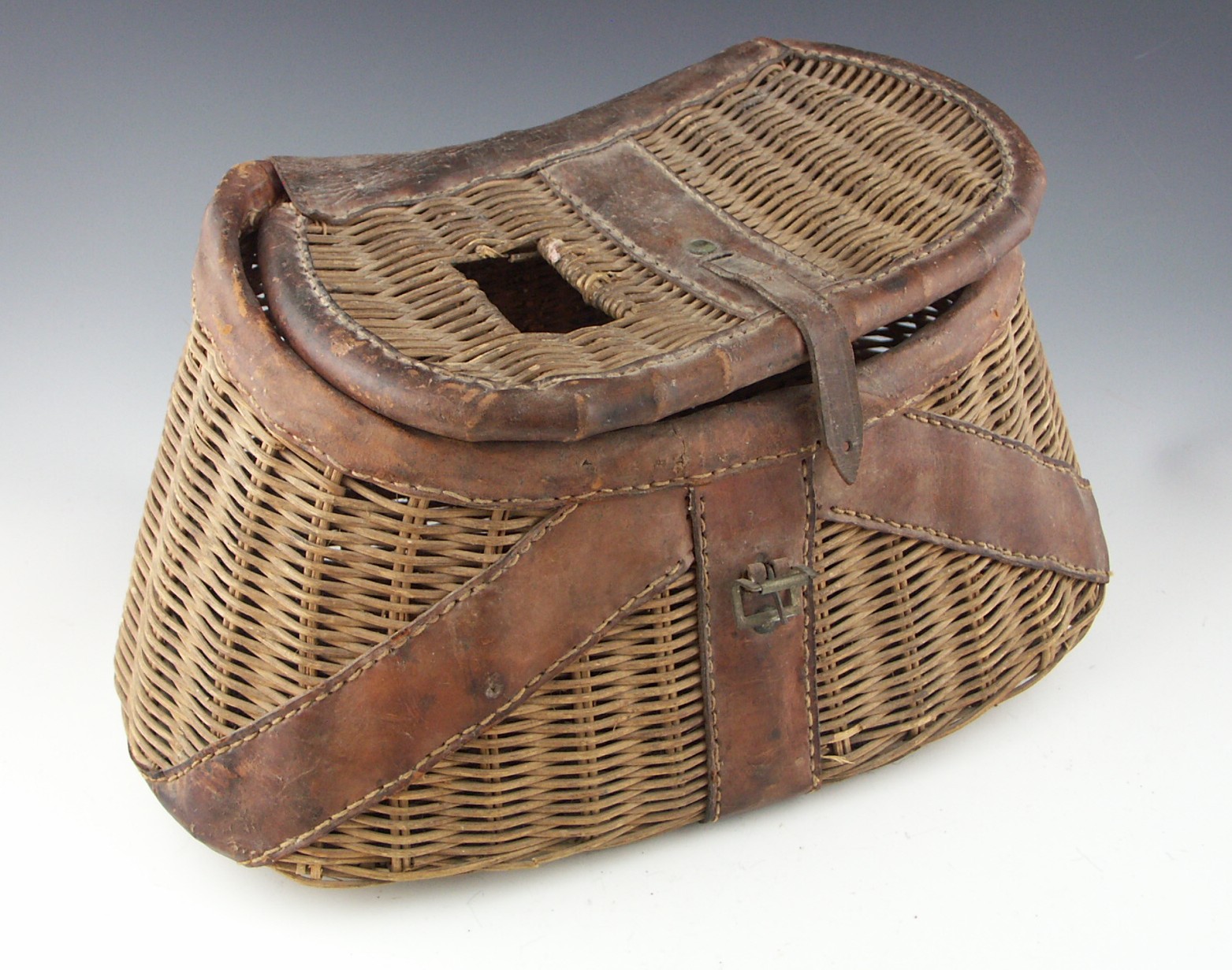 Antique Fishing Creel Basket EBTH