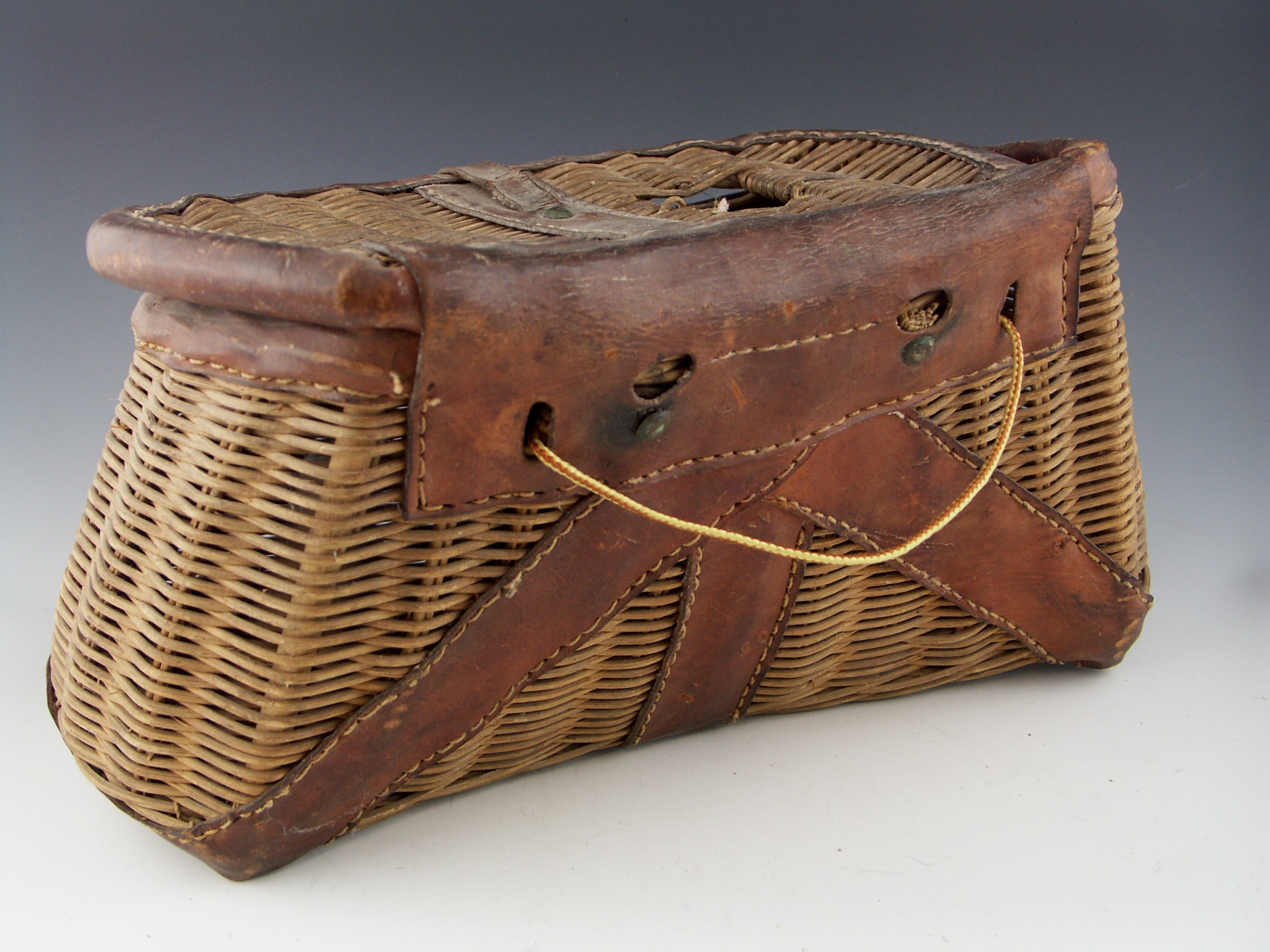 Antique Fishing Creel Basket EBTH