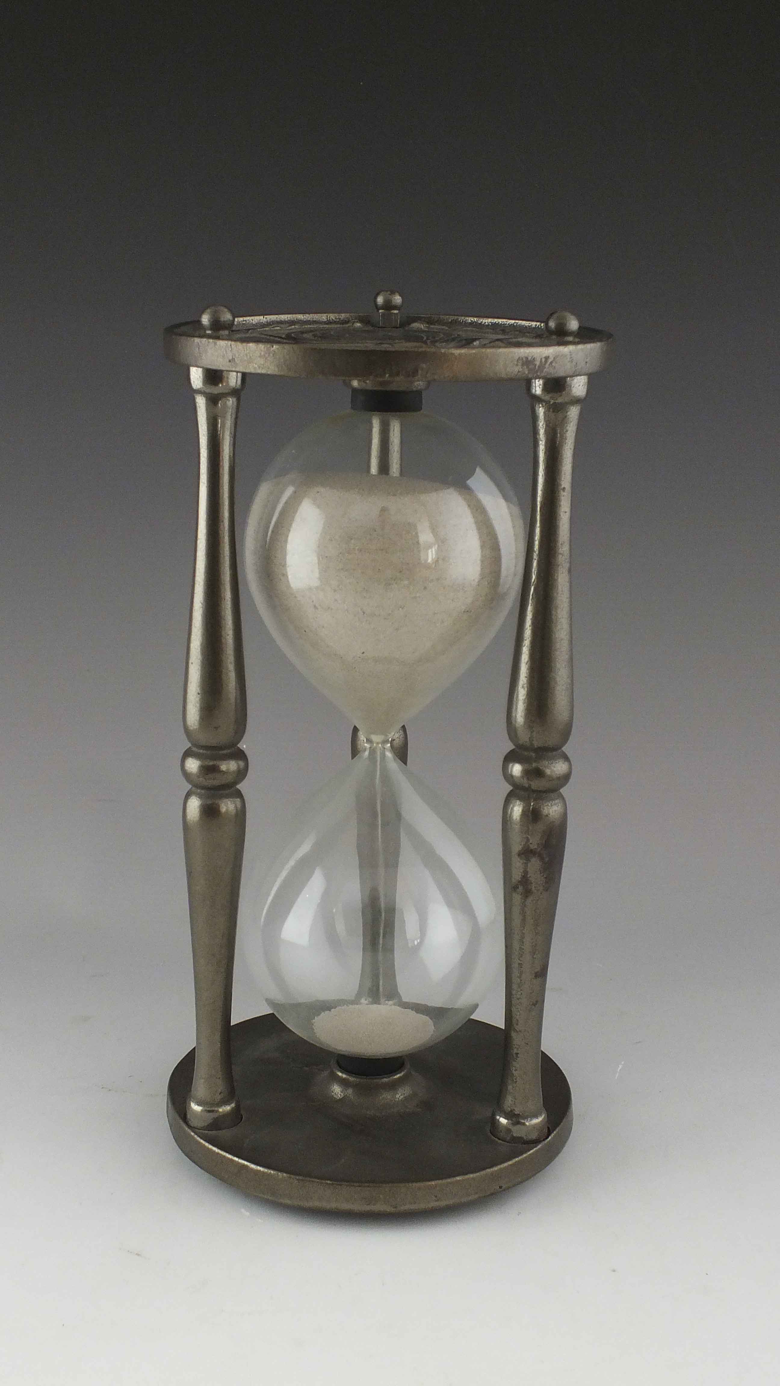 Hour Glass EBTH
