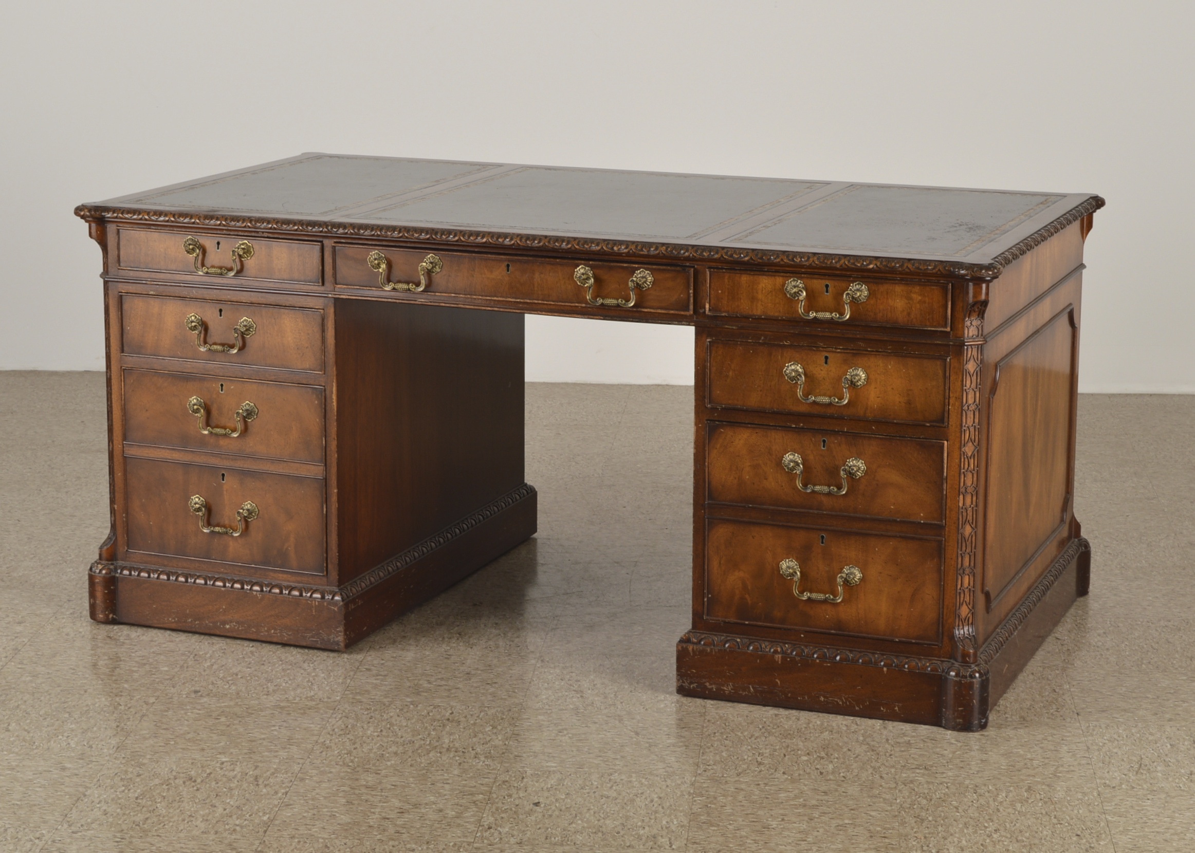 Mahogany Executive Desk with Leather Inlay EBTH