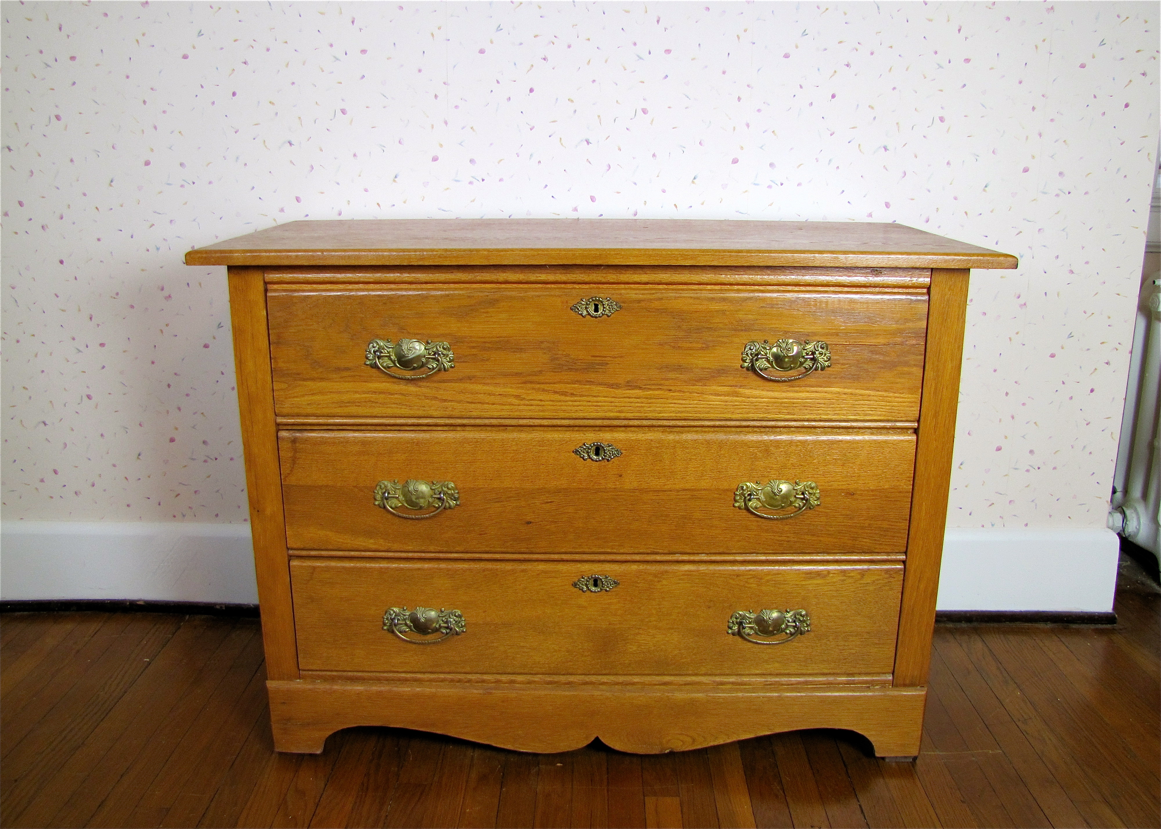 Antique Golden Oak Dresser EBTH