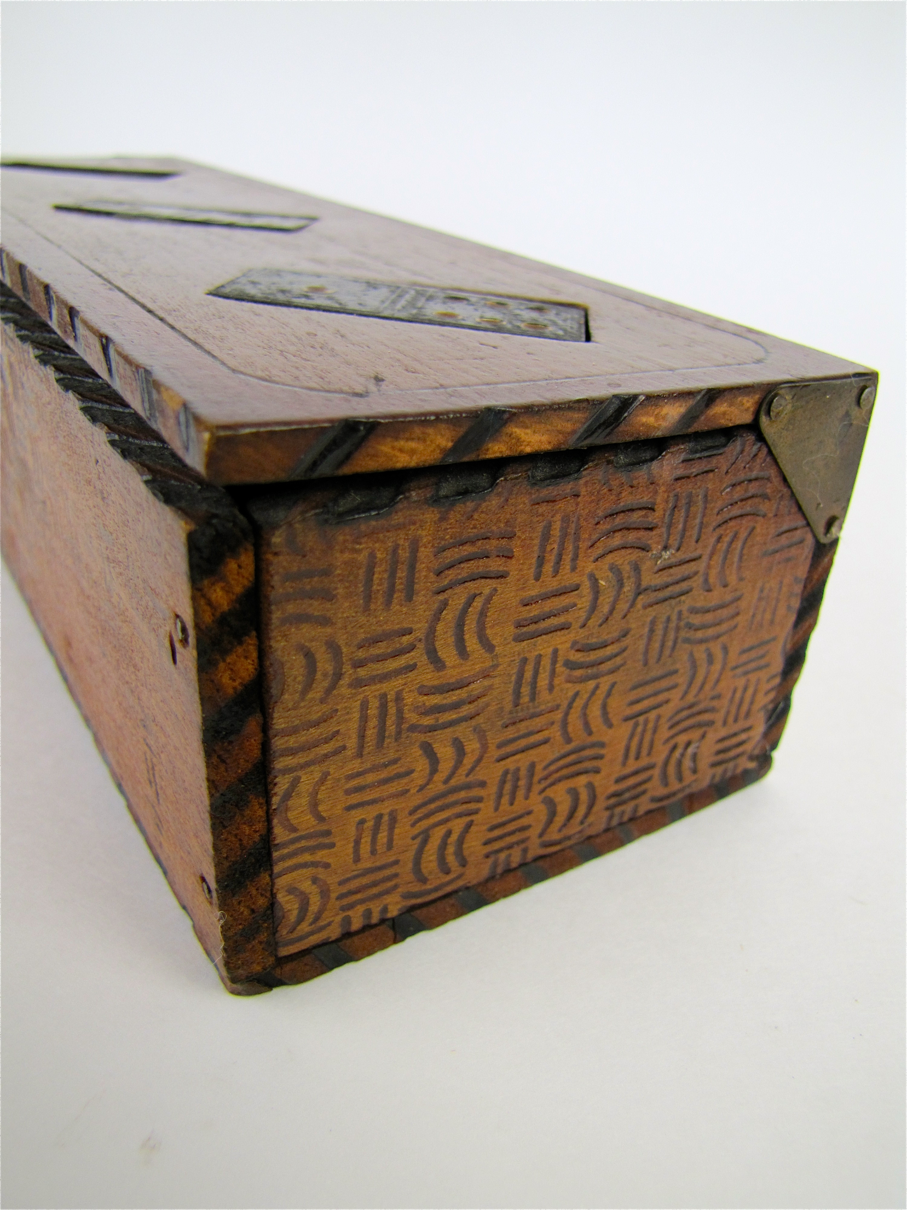 Art Deco Statue Of Liberty Wooden Dominoes Box Set EBTH