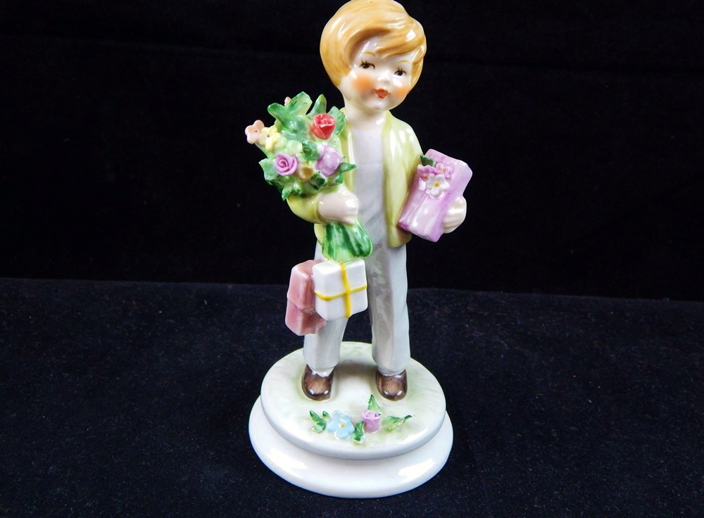 Goebel Lore Blumenkinder Series 3 Limited Edition Figurines EBTH