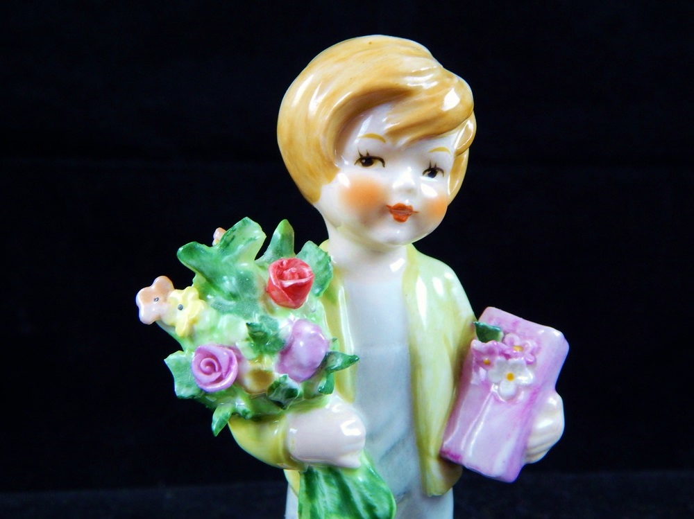 Goebel Lore Blumenkinder Series 3 Limited Edition Figurines EBTH