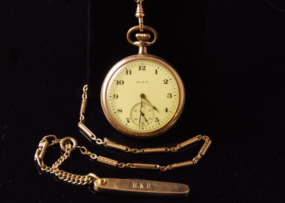 1918 Elgin Rolled Gold Pocket Watch, Chain, and Pocket Knife EBTH
