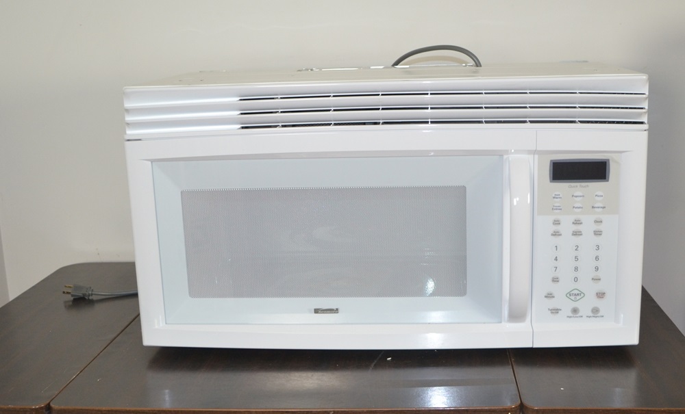 Kenmore Microwave Hood Combination | EBTH