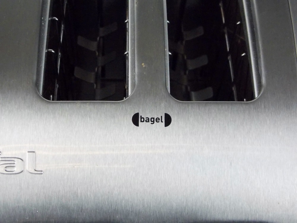A TFal Avante Four Slice Stainless Steel Toaster EBTH