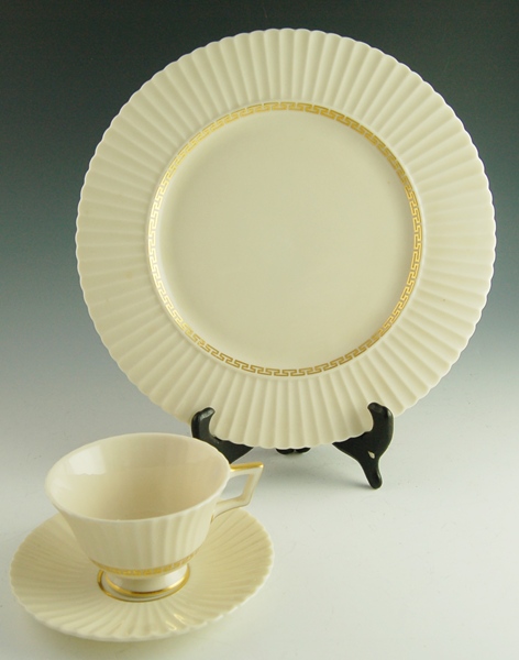Lenox 'Cretan' China Plates, Tea Cups and Saucers EBTH